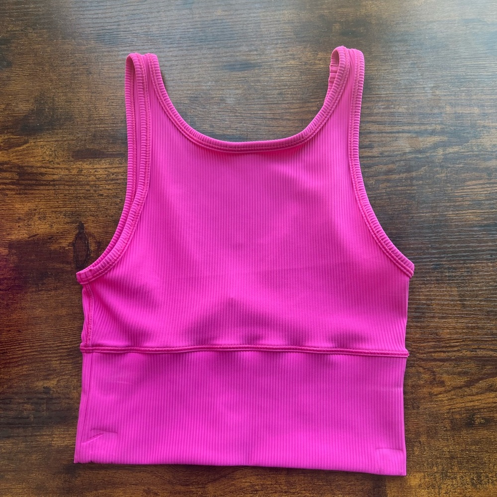 Lululemon power pivot tank size 2